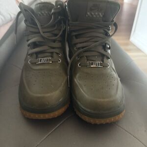 Nike Men's Dark Green High-Top Sneakers